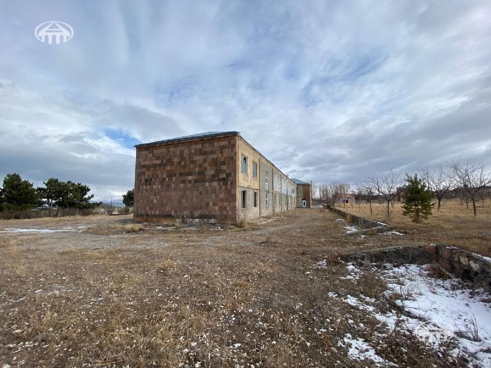 Hotel · 875 m² · Karchaghbyur