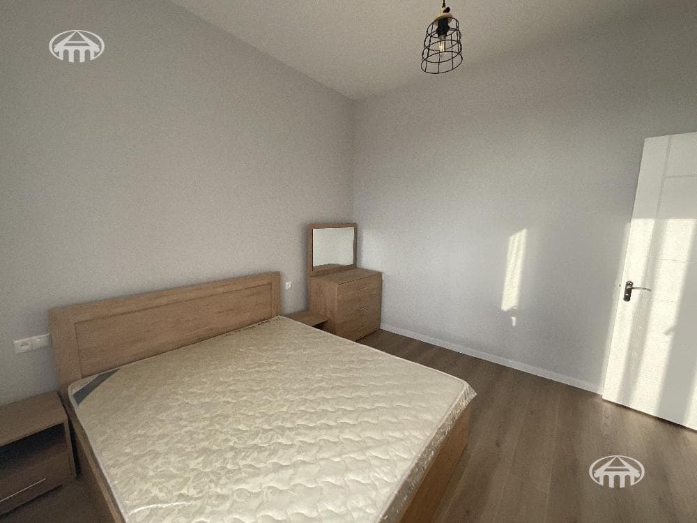 Apartment · 2 rooms · 51 m² · Kentron