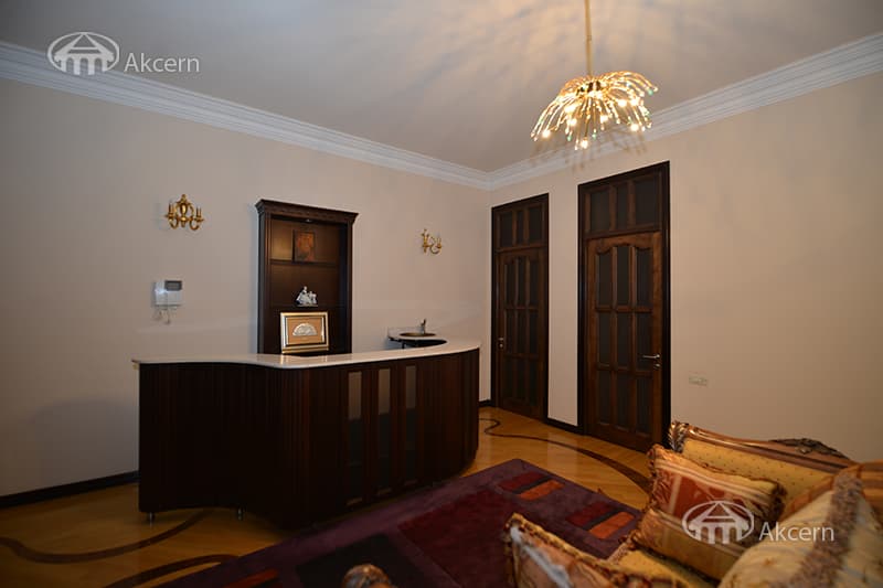 Առանձնատուն · 7 սեն. · 400 մ² · Արաբկիր