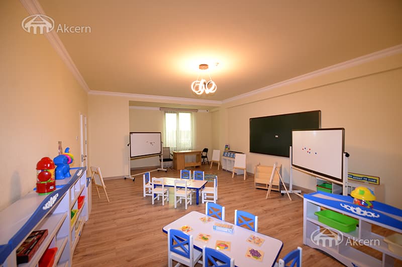 Առանձնատուն · 6 սեն. · 650 մ² · Աջափնյակ