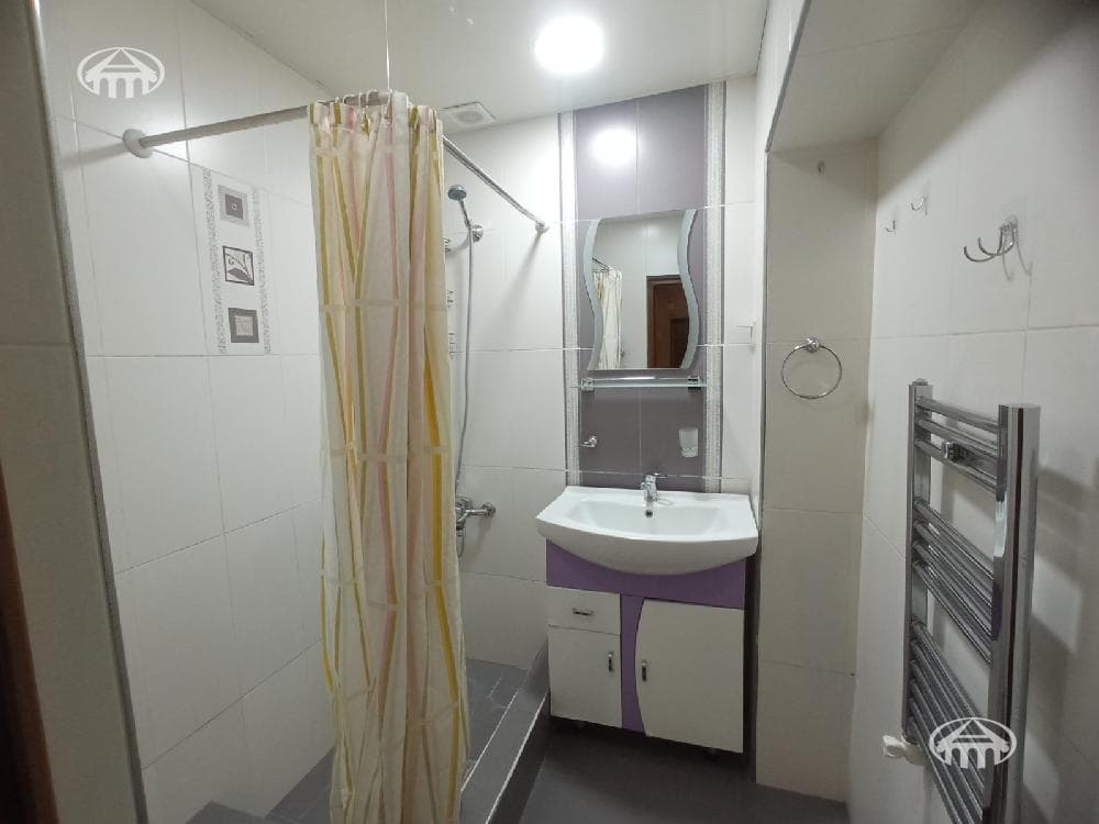 Квартира · 2 комн. · 56 м² · Кентрон