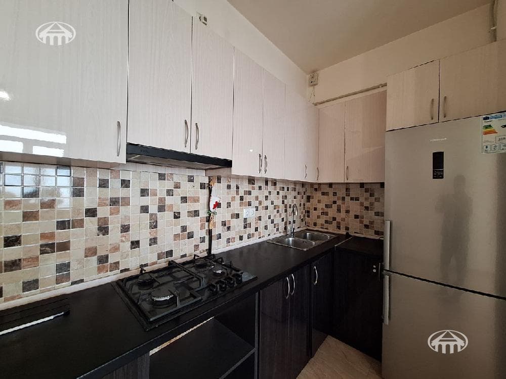 Квартира · 2 комн. · 58 м² · Давташен