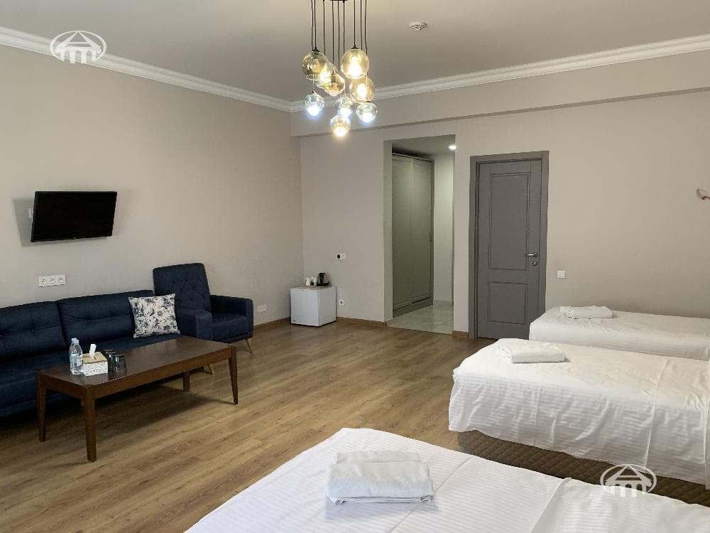 Apartment · 1 rooms · 36 m² · Kentron