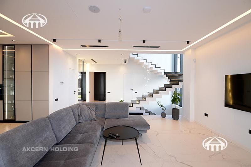 Mansion · 5 rooms · 535 m² · Vahagni