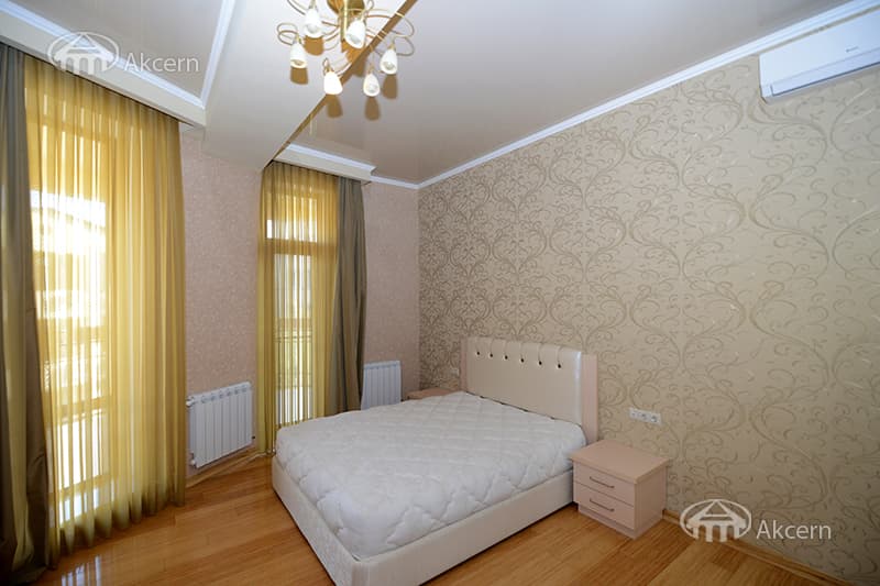 Квартира · 4 комн. · 133 м² · Арабкир