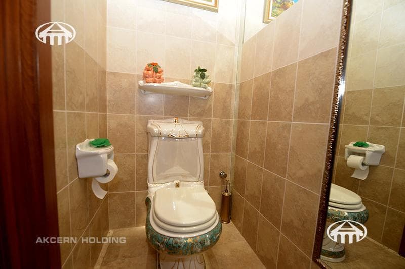 Apartment · 4 rooms · 288 m² · Kentron