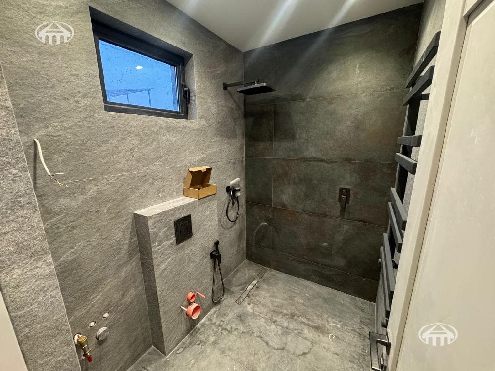 Особняк · 5 комн. · 202 м² · В.Птгни