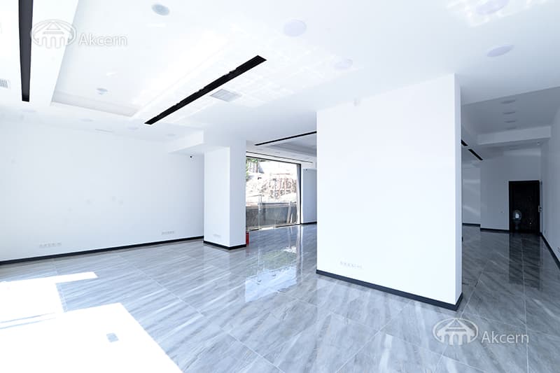 Retail · 140 m² · Davtashen