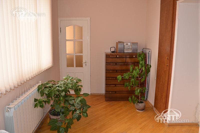 Квартира · 2 комн. · 77 м² · Арабкир
