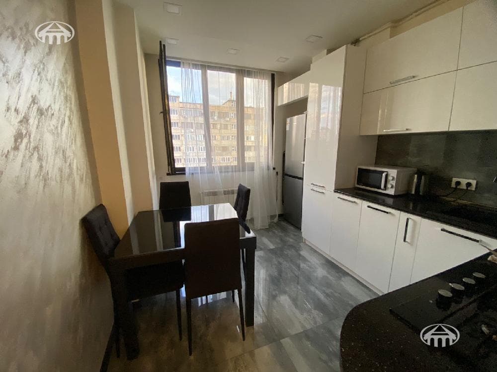 Apartment · 2 rooms · 41.3 m² · Kentron