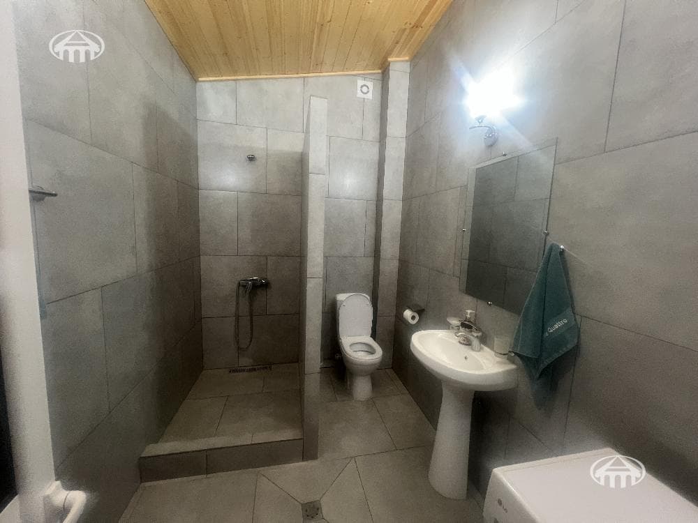 Mansion · 3 rooms · 240 m² · Djrvej