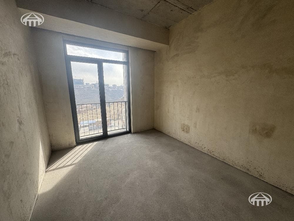 Квартира · 3 комн. · 77 м² · Давташен