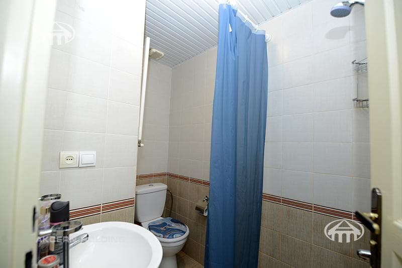 Apartment · 3 rooms · 83 m² · Kentron
