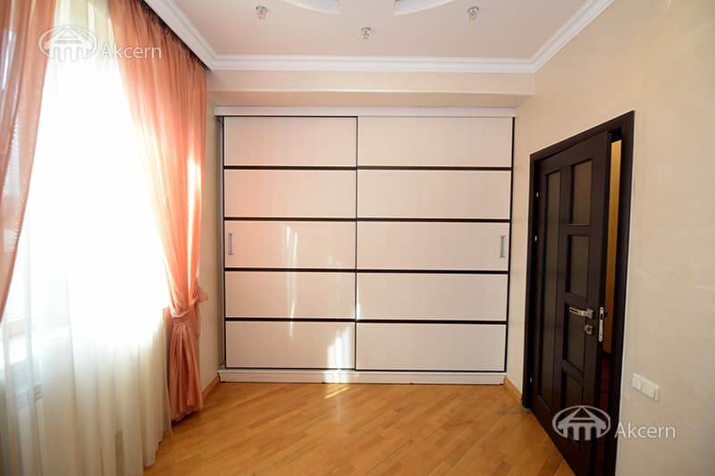 Квартира · 5 комн. · 200 м² · Кентрон — фото 33 из 41