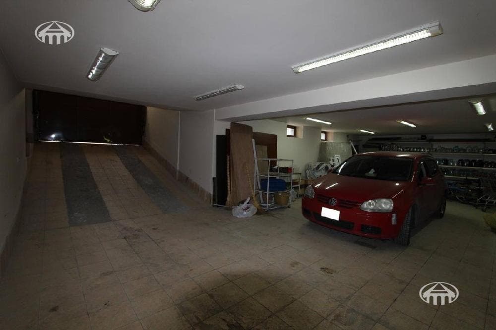 Mansion · 5 rooms · 681 m² · Nor Nork