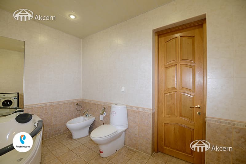 Дом · 6 комн. · 296 м² · Арабкир