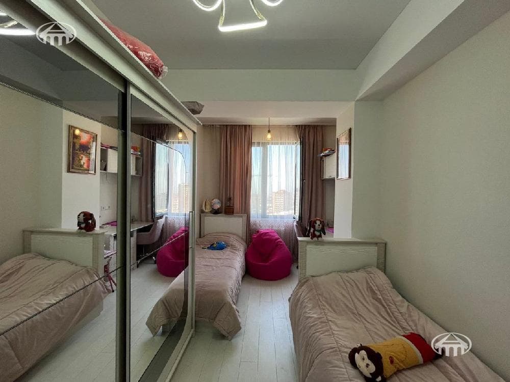 Apartment · 3 rooms · 96 m² · Arabkir