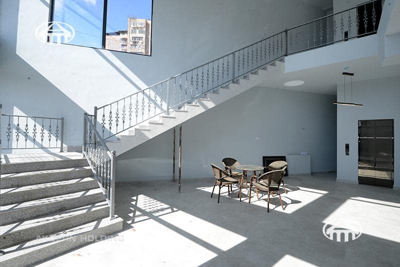 Other · 4,114 m² · Avan