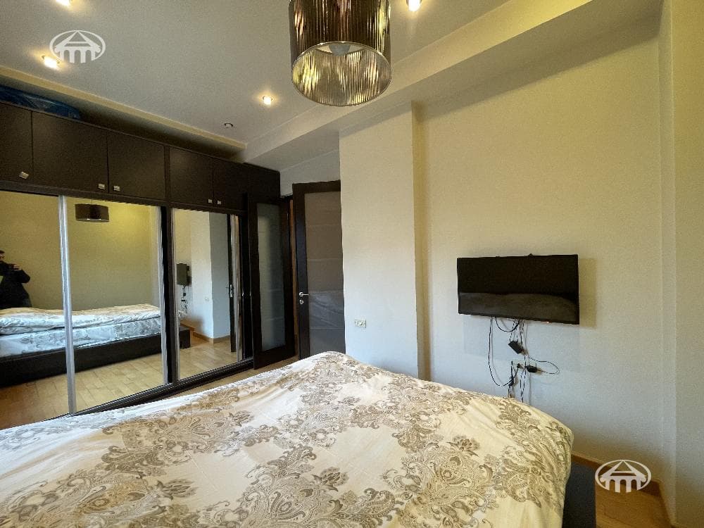 Квартира · 2 комн. · 57 м² · Кентрон