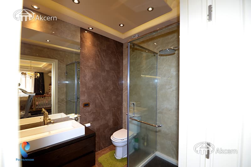 Квартира · 4 комн. · 174 м² · Кентрон