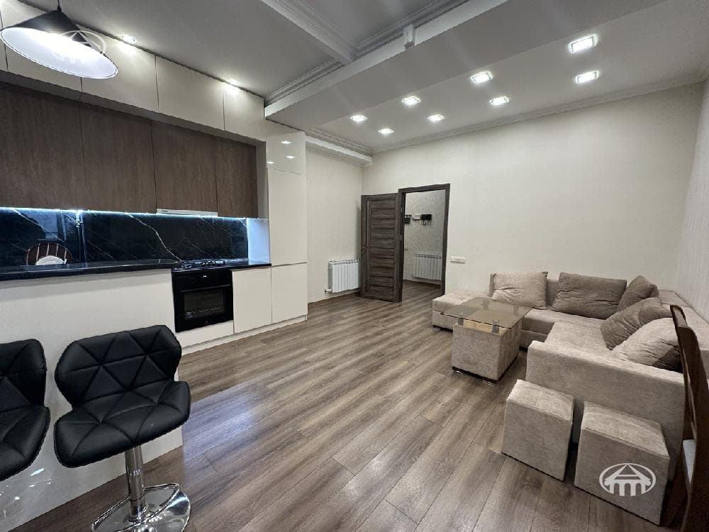 Apartment · 3 rooms · 84 m² · Kanaker-Zeytun
