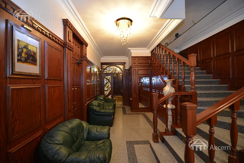 Дом · 7 комн. · 400 м² · Арабкир
