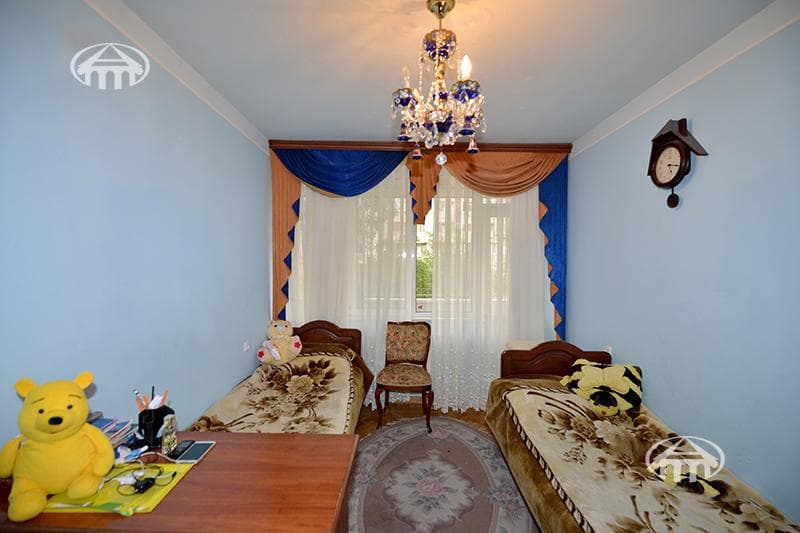 Квартира · 3 комн. · 89 м² · Кентрон