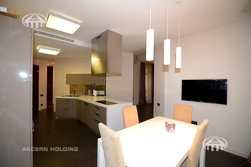 Apartment · 4 rooms · 169 m² · Kentron