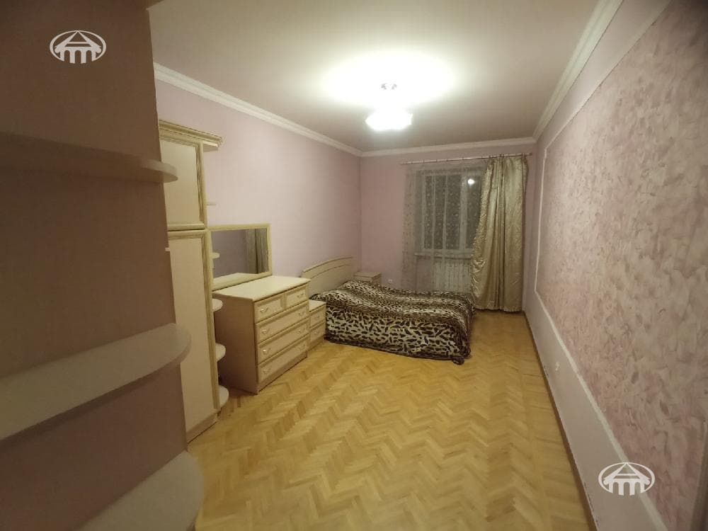Квартира · 2 комн. · 56 м² · Кентрон
