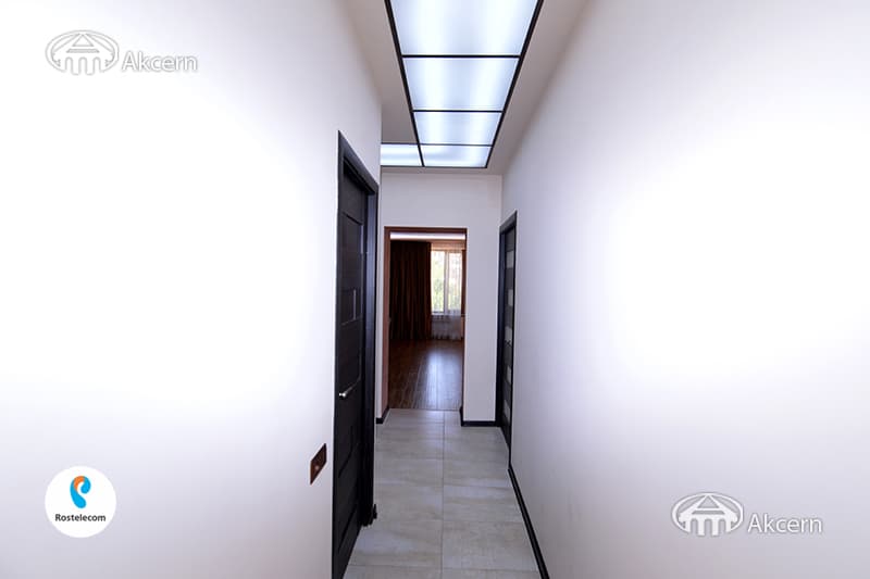 Квартира · 2 комн. · 85 м² · Кентрон