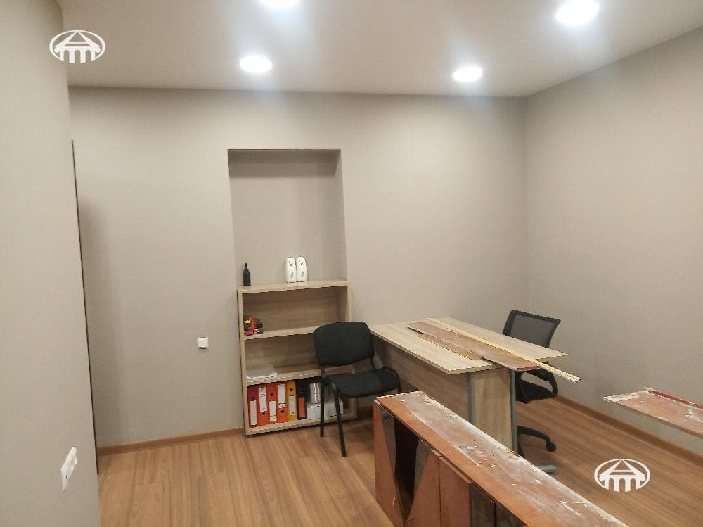 Խանութ · 103 մ² · Կենտրոն