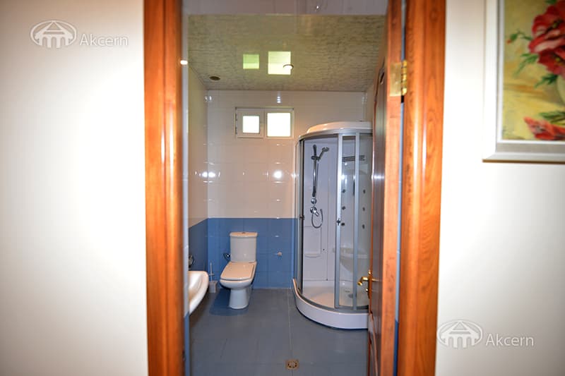 Квартира · 3 комн. · 140 м² · Арабкир