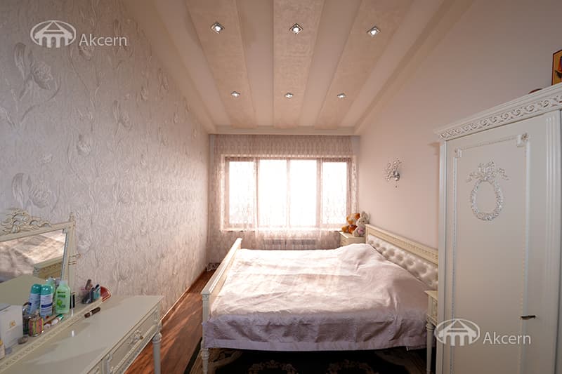Apartment · 4 rooms · 162 m² · Arabkir