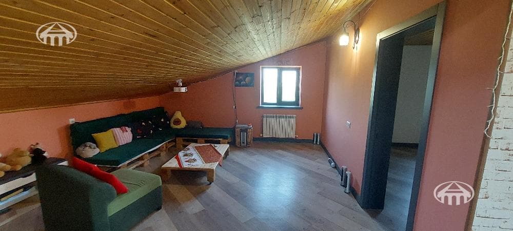 Առանձնատուն · 5 սեն. · 470 մ² · Ձորաղբյուր