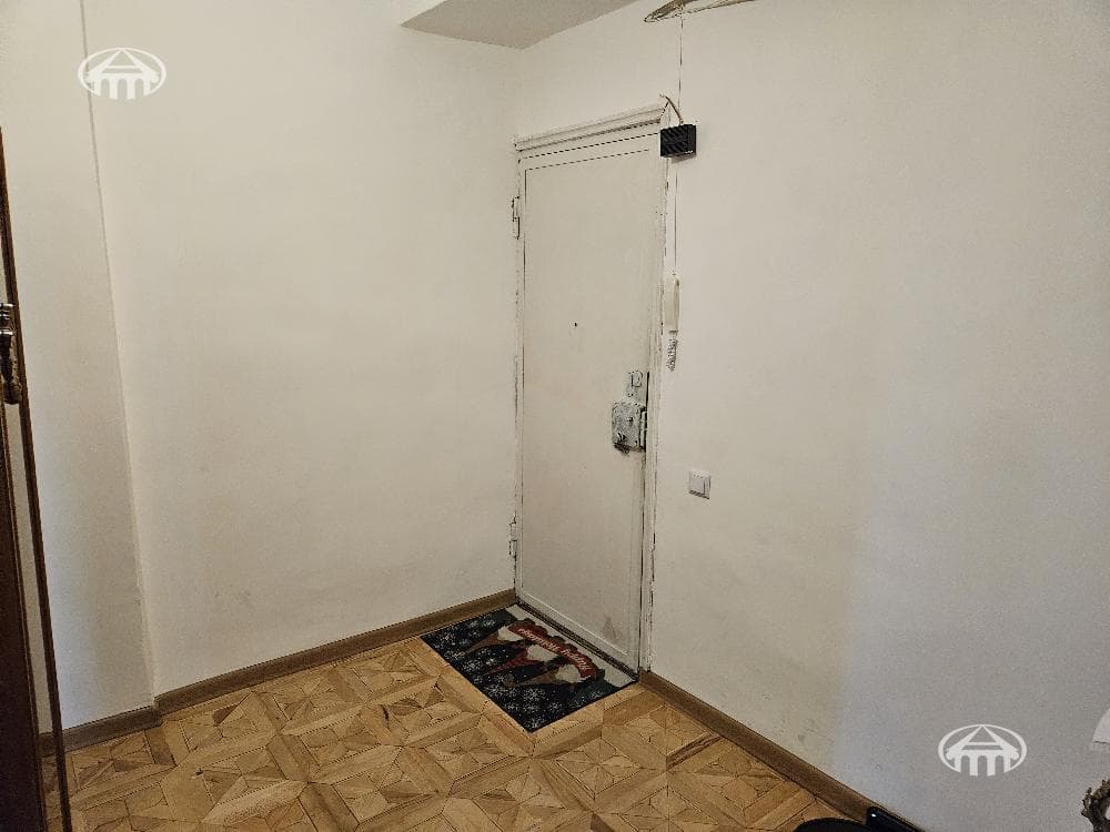 Квартира · 3 комн. · 103 м² · Кентрон