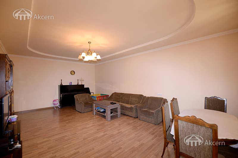 Mansion · 3 rooms · 160 m² · Nork-Marash