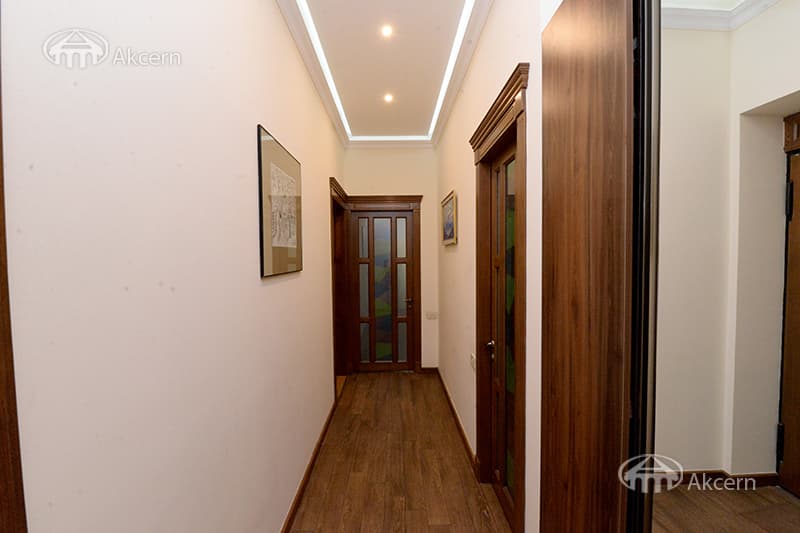 Apartment · 2 rooms · 84 m² · Arabkir — photo 13 / 27