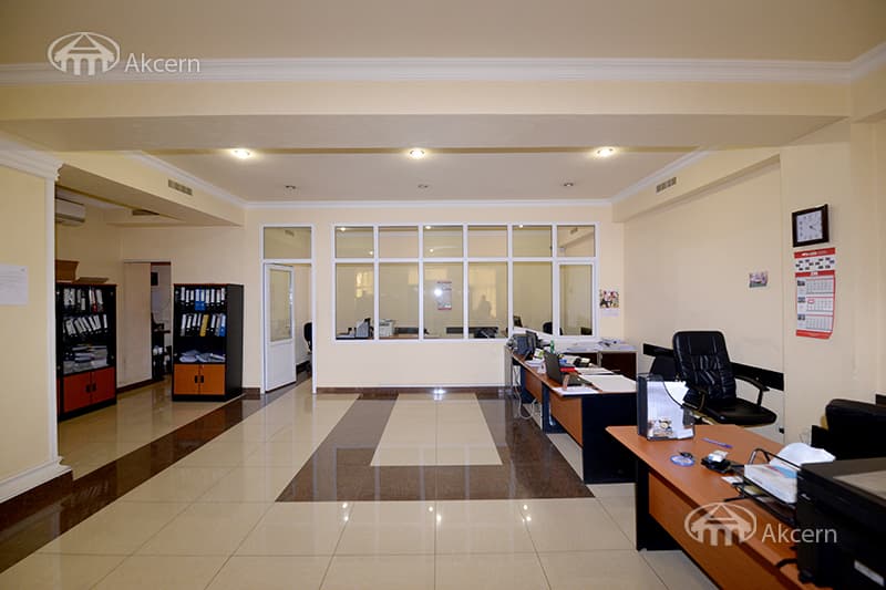 Office · 612 m² · Kentron