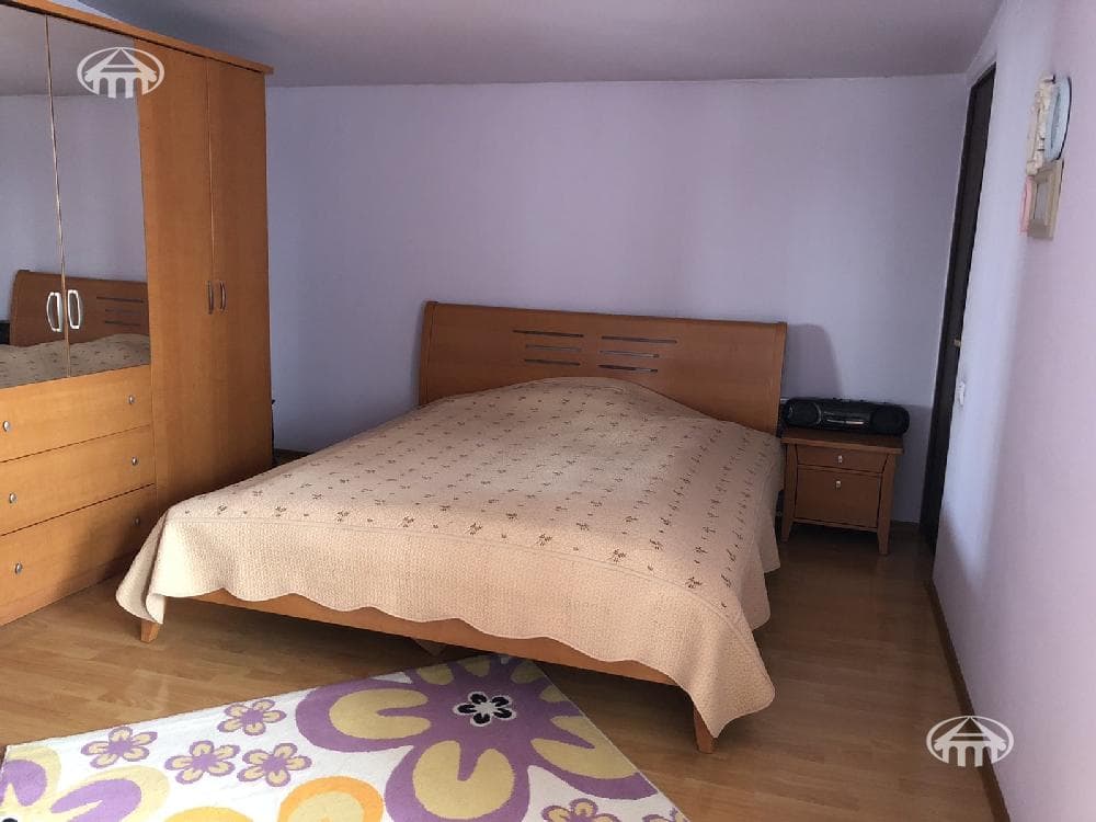 Բնակարան · 4 սեն. · 132 մ² · Կենտրոն