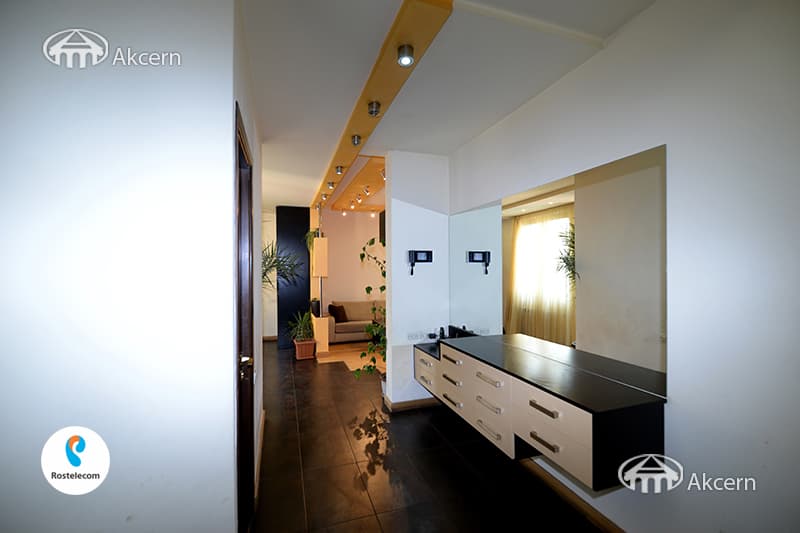 Apartment · 4 rooms · 159 m² · Kentron