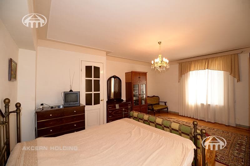 Особняк · 6 комн. · 363 м² · Касах