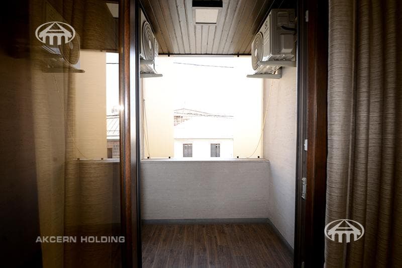 Mansion · 5 rooms · 388 m² · Arabkir