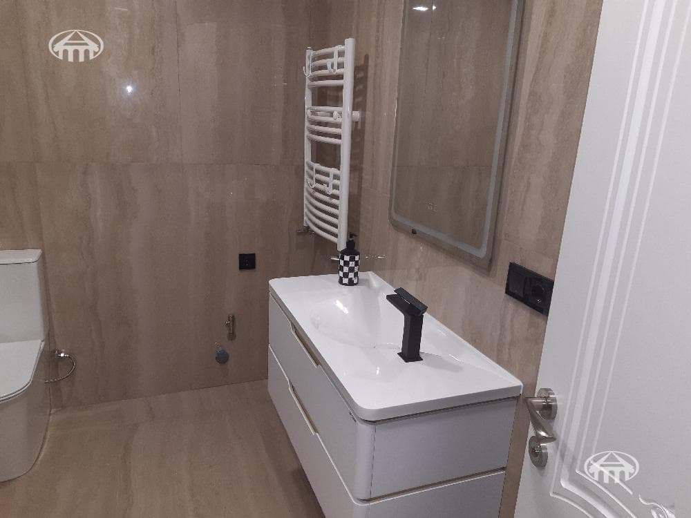 Квартира · 3 комн. · 82 м² · Канакер-Зейтун