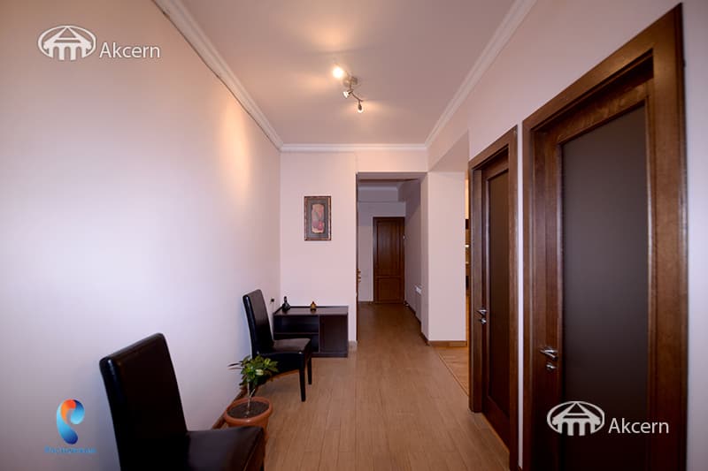 Квартира · 3 комн. · 95 м² · Кентрон
