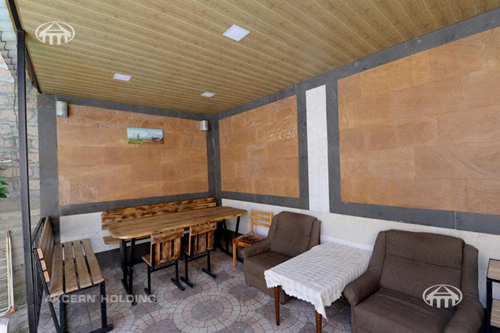Дом · 6 комн. · 272 м² · Арабкир