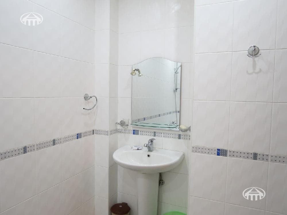 Office · 304 m² · Arabkir