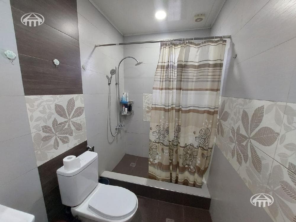 Особняк · 5 комн. · 266 м² · Аван