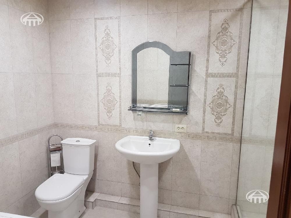 Բնակարան · 3 սեն. · 140 մ² · Կենտրոն — Լուսանկար 8 / 8