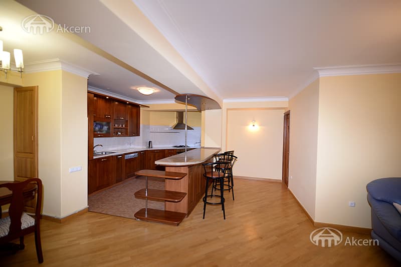 Квартира · 3 комн. · 84 м² · Кентрон — фото 4 из 18