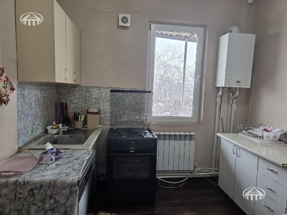 Առանձնատուն · 6 սեն. · 220 մ² · Առինջ
